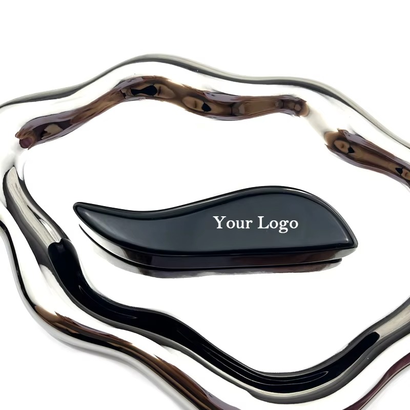 Obsidian Gua Sha Tool Curved Q - огляд і ціна Skincare Queen